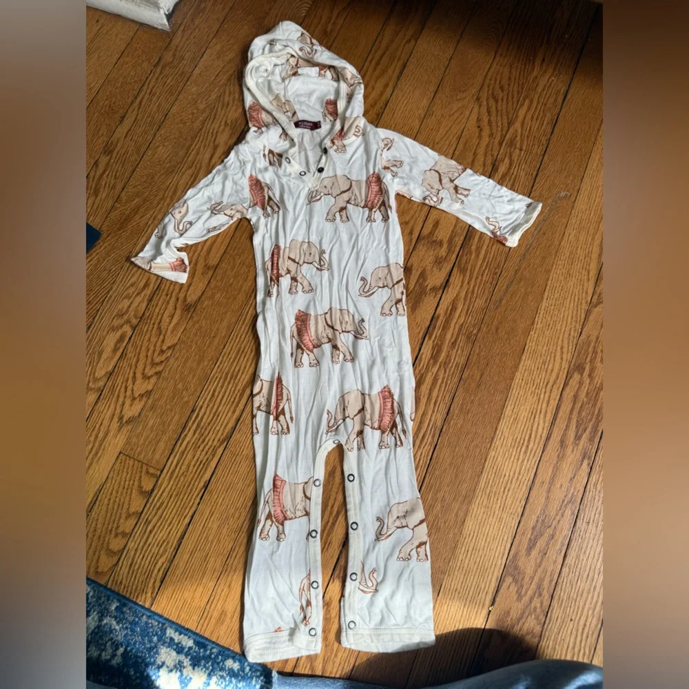 Milkbarn Elephant Print Hooded One Piece- Size 12-18 Months